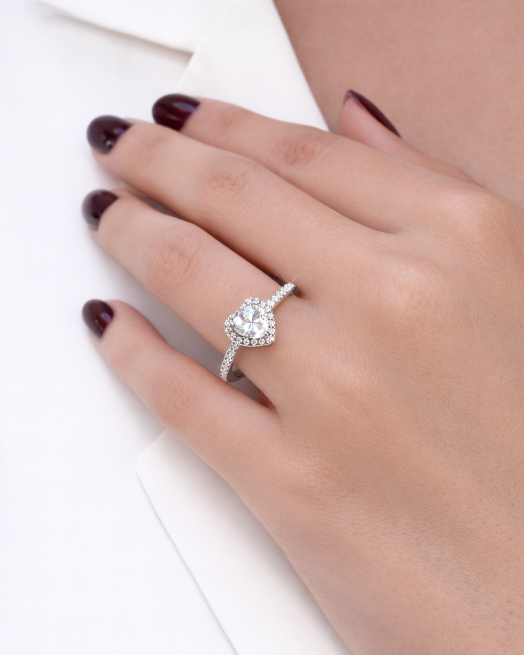 Anello Moissanite Cuore ct 0,7