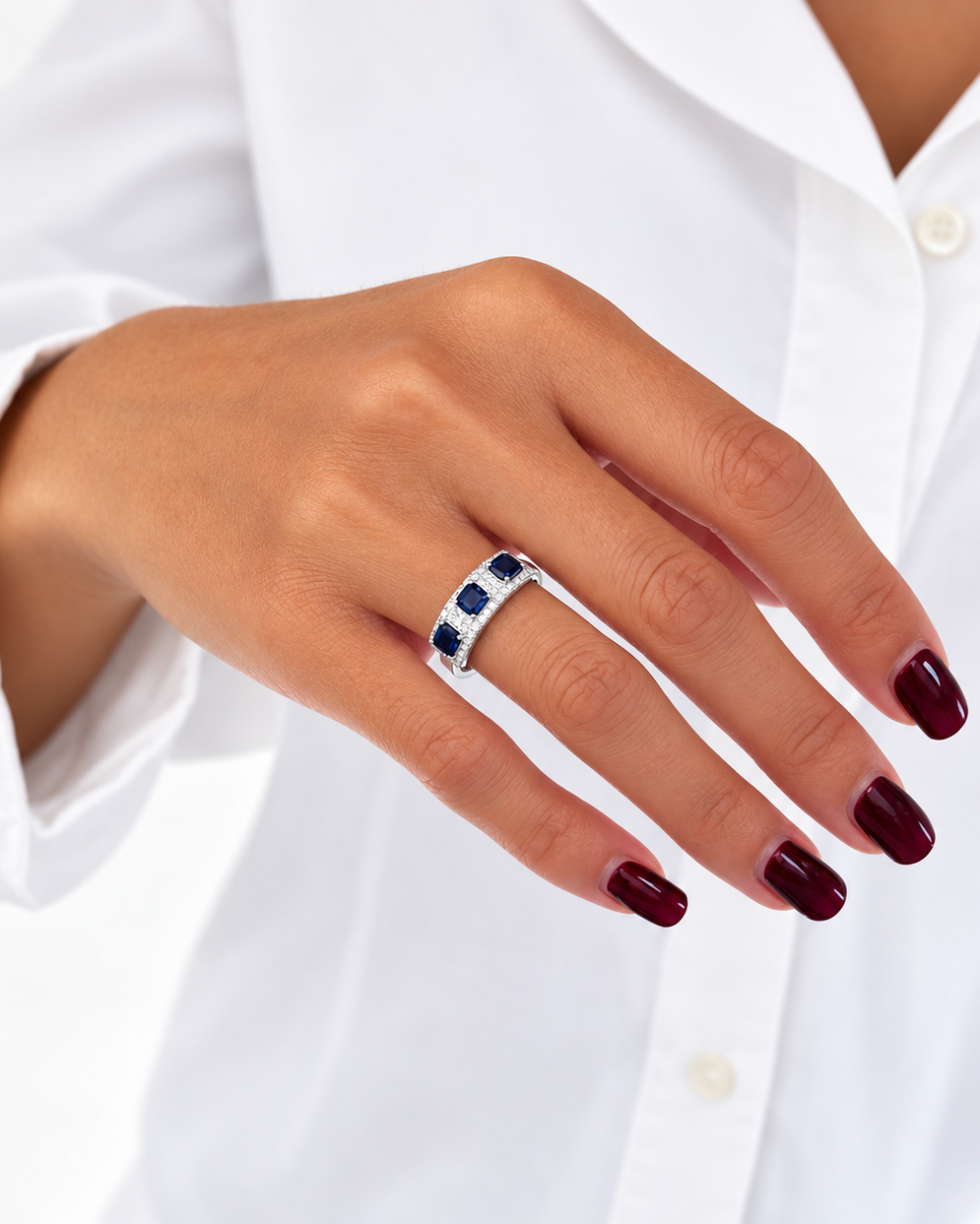 Anello in Argento 925, 3 Zaffiri e Diamanti Lab Grown