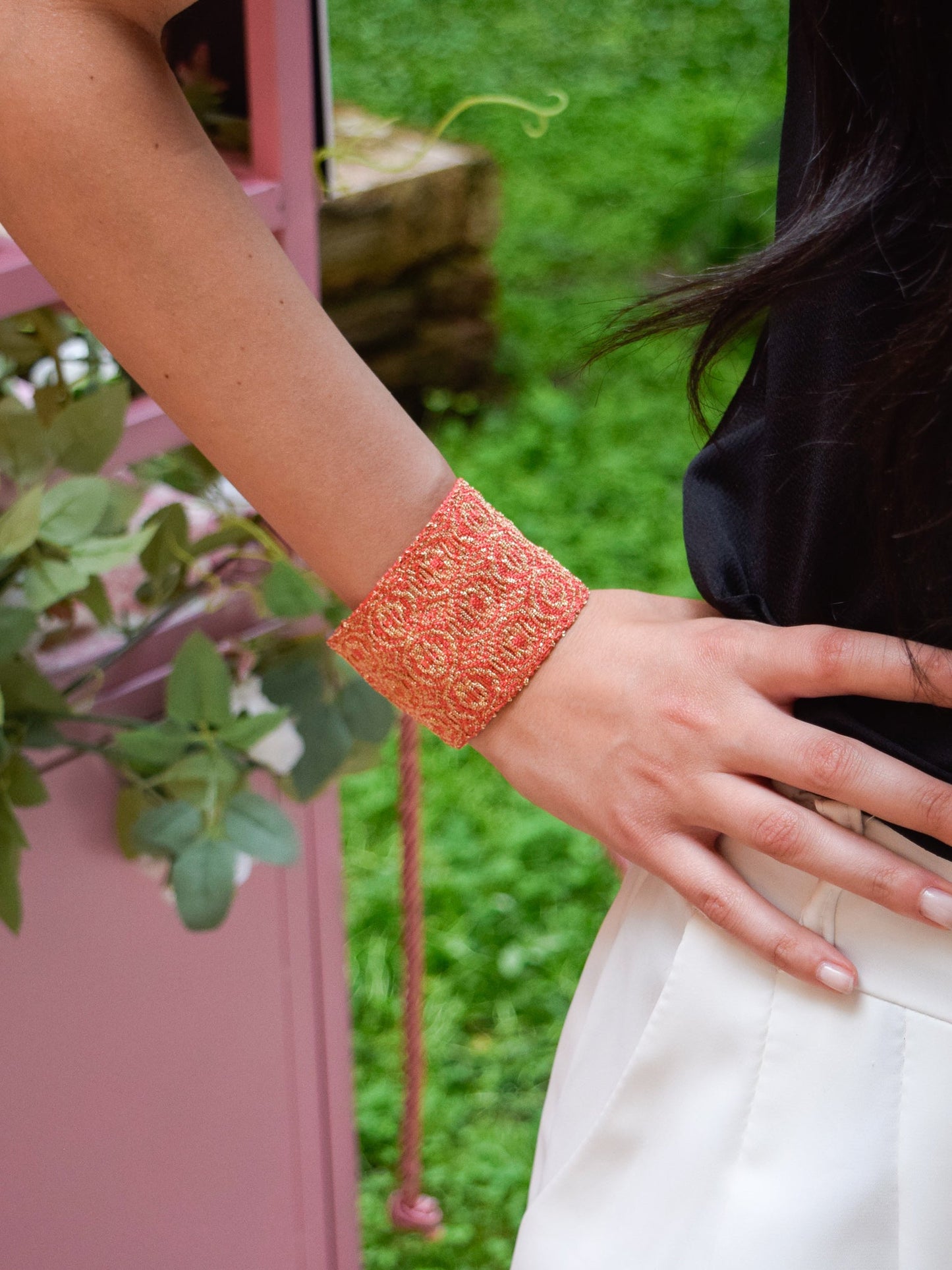 Bracciale fatto a mano in Argento placcato oro giallo 18kt con seta Corallo