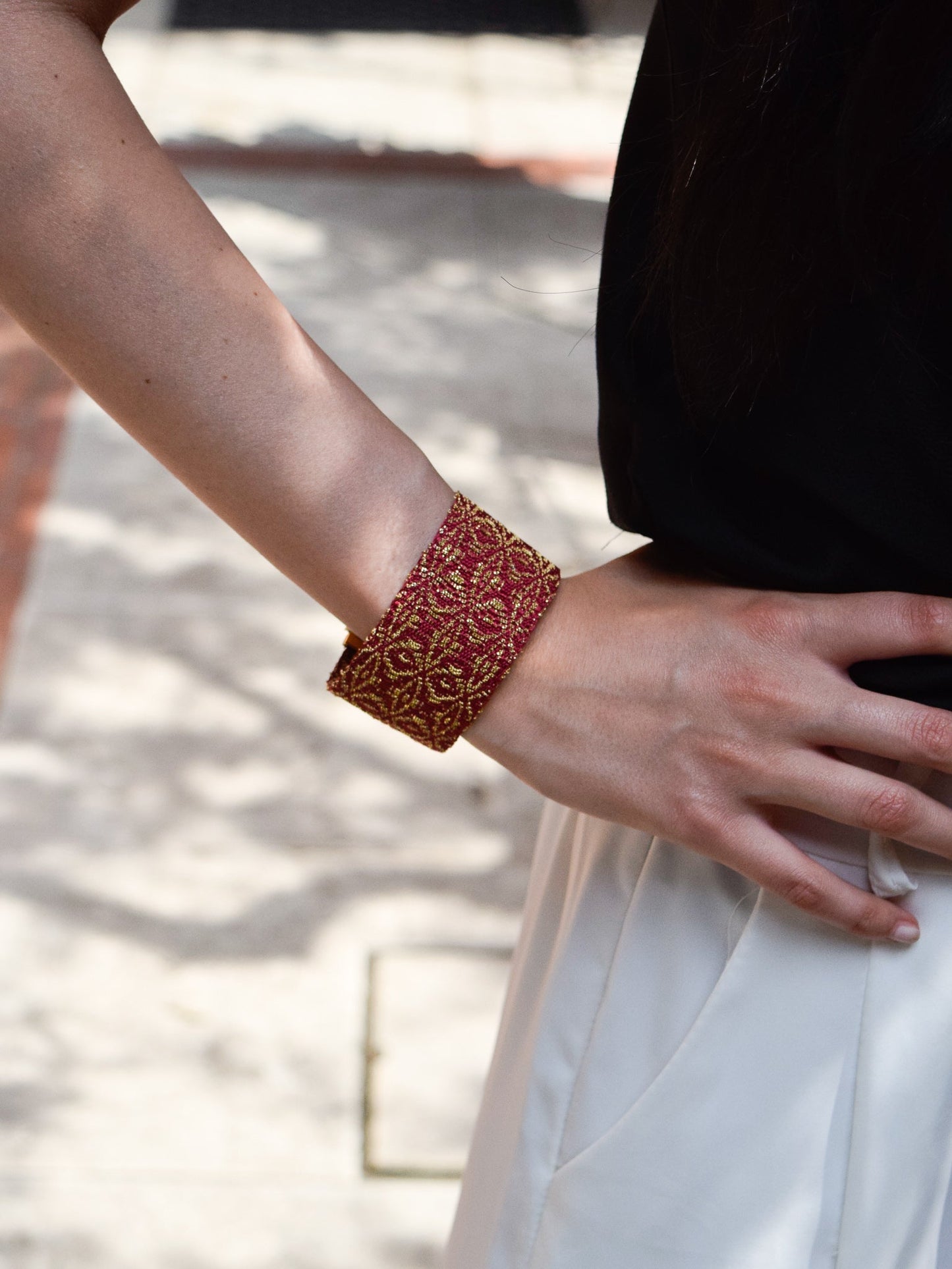 Bracciale fatto a mano in Argento placcato oro giallo 18kt con seta Fragola