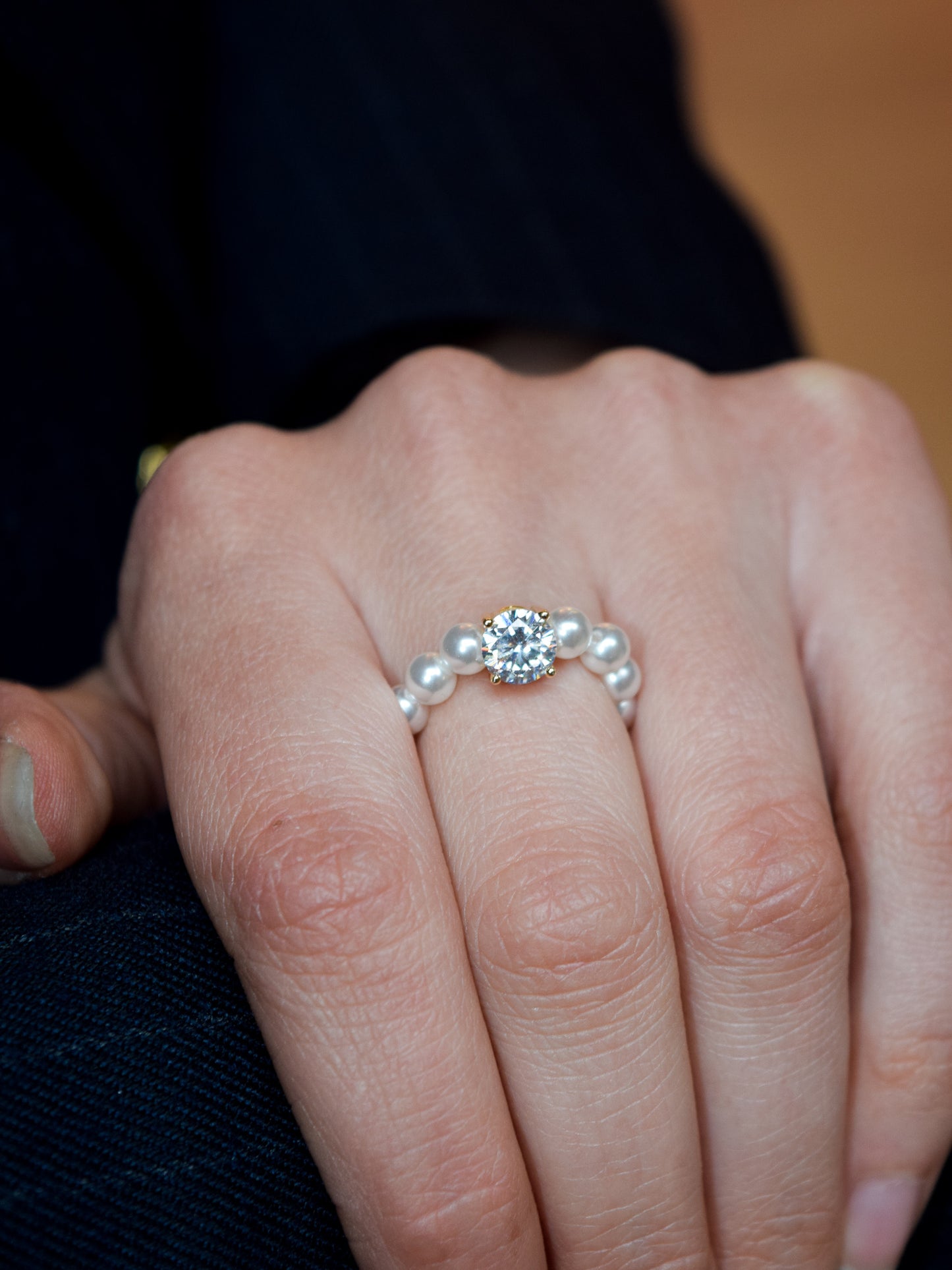 Anello Lola
