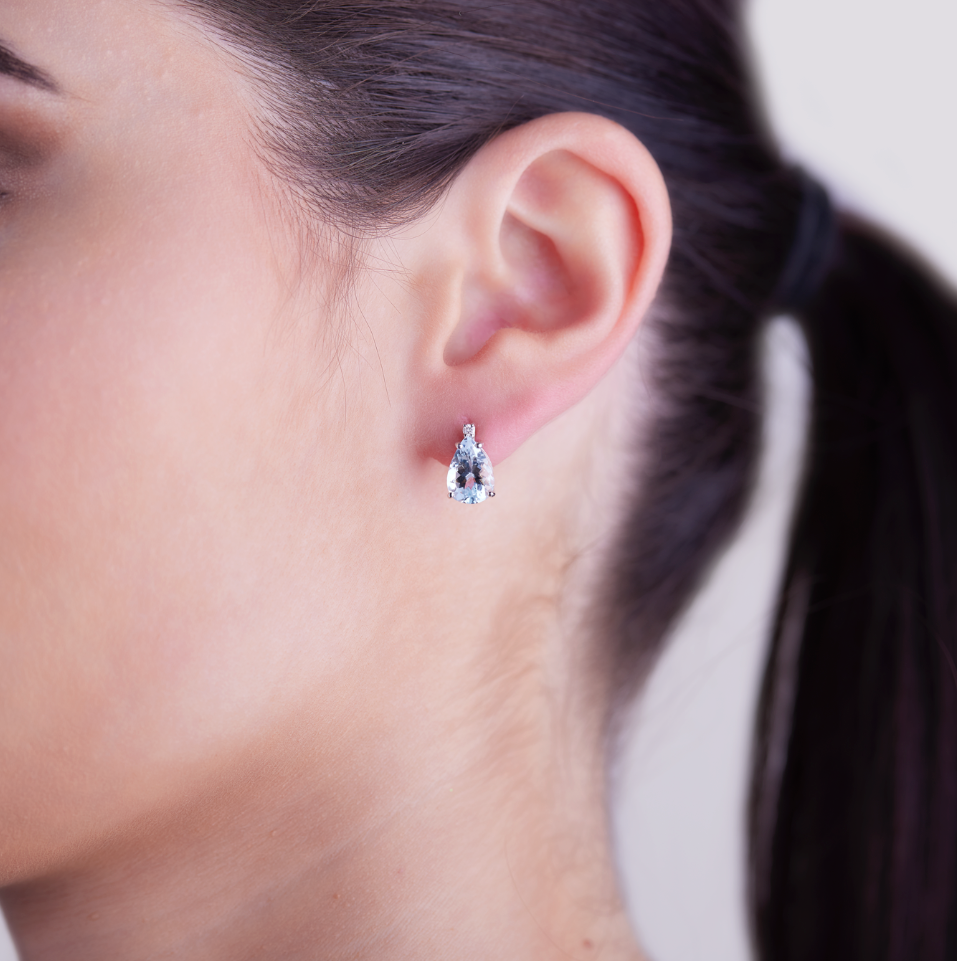 Orecchini Acqua Marina Taglio Goccia 3,12ct e Diamanti 0,04ct