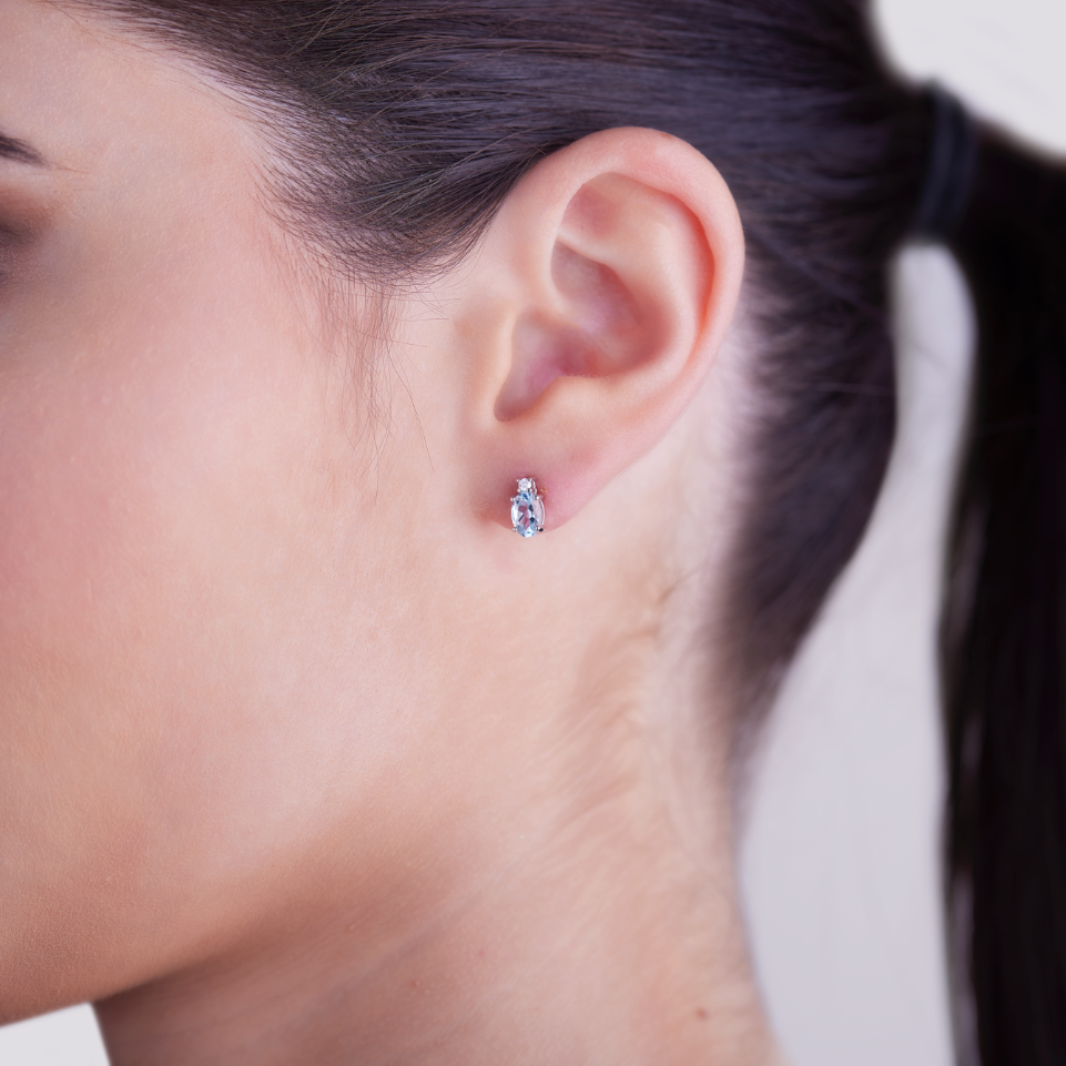 Orecchini Acqua Marina Taglio Ovale 0,70ct e Diamanti 0,04ct