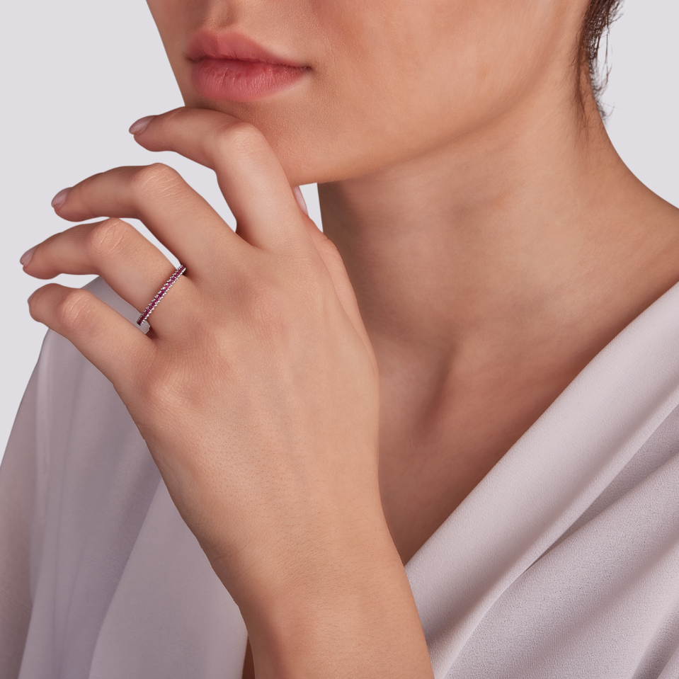 Anello Eternity Rubini da 0,48ct a 0,57ct