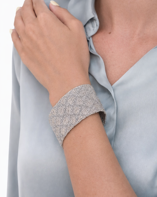 Bracciale fatto a mano in Argento Rodio e seta Bianca