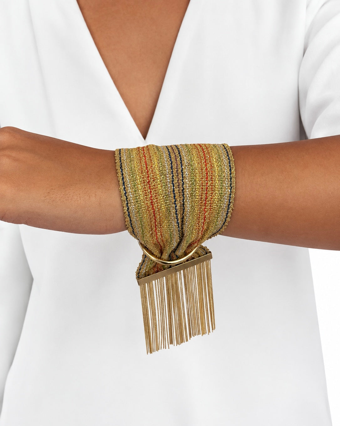 Bracciale fatto a mano in Argento placcato Oro Giallo 18kt con seta Rainbow e Frange