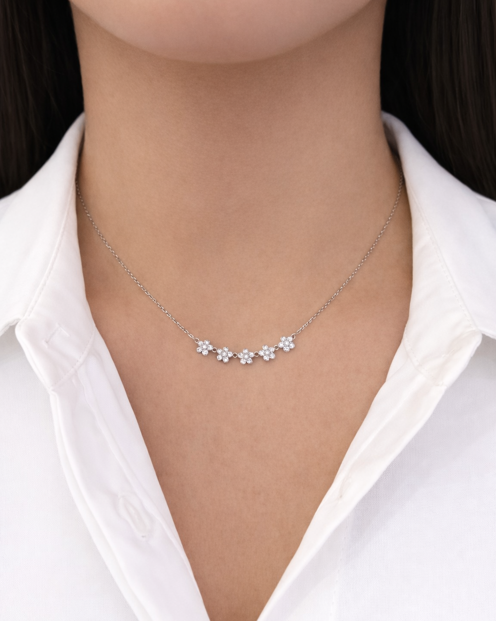 Girocollo Fiorellini rodio