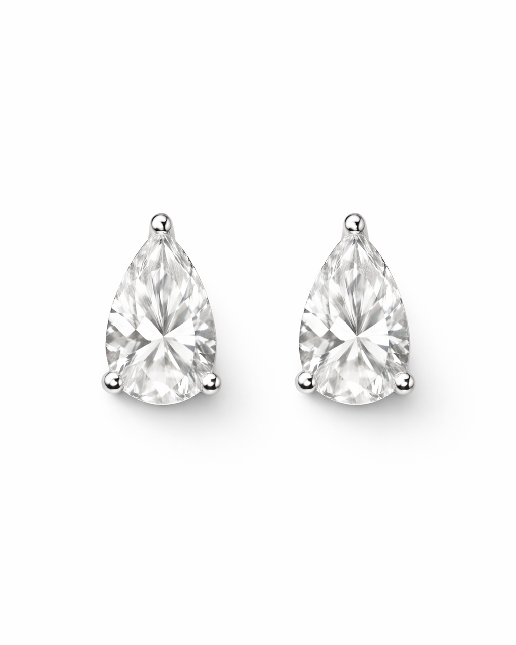 Orecchini in Moissanite taglio Goccia ct 1,5