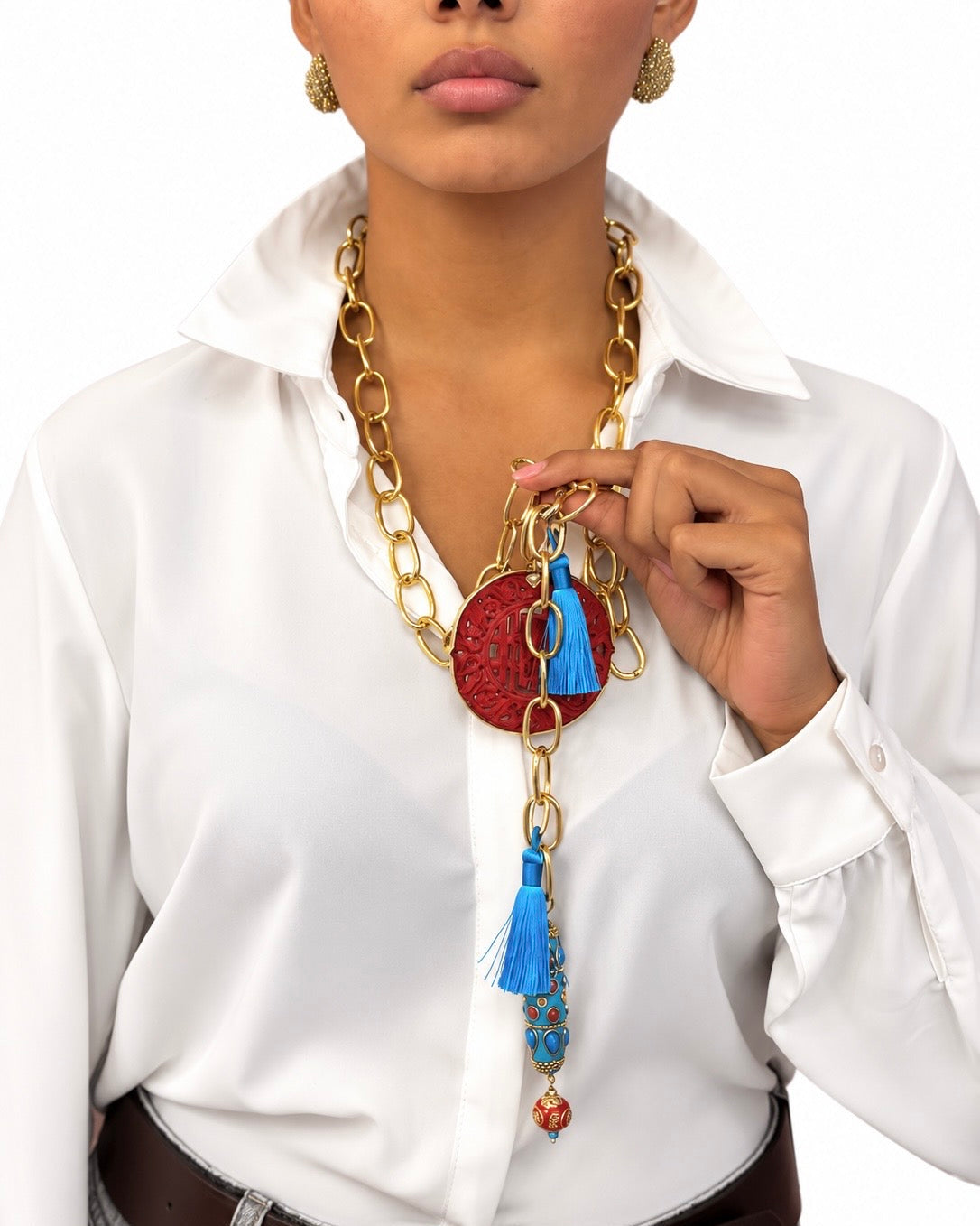 Collana realizzata a mano con Giada Rossa e Nappe Azzurre - PREZZO SU RICHIESTA