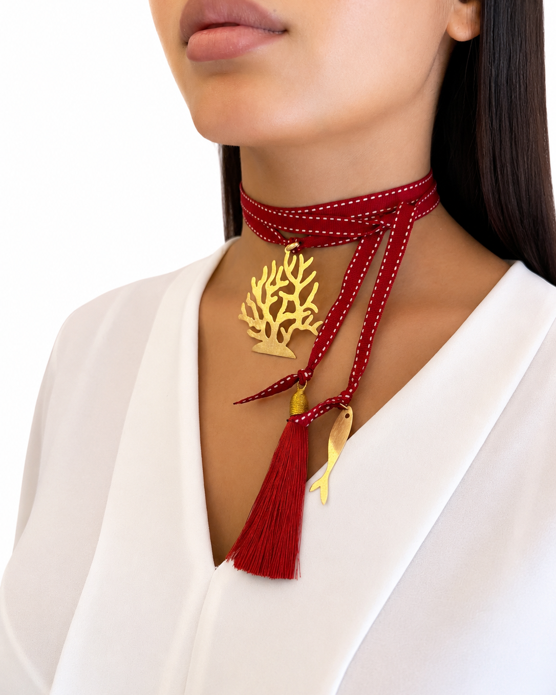 Collana con Nastrino Bordeaux e Pendente Corallo