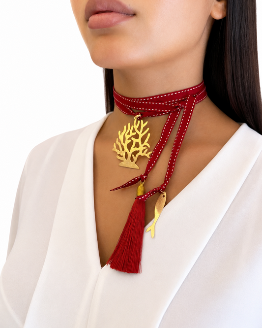 Collana con Nastrino Bordeaux e Pendente Corallo