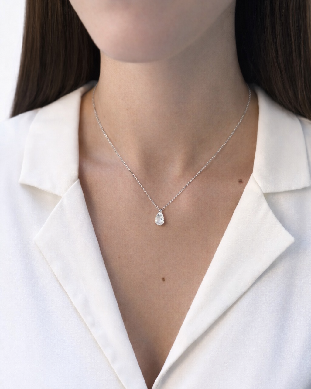 Girocollo in Moissanite taglio Goccia ct 1,5
