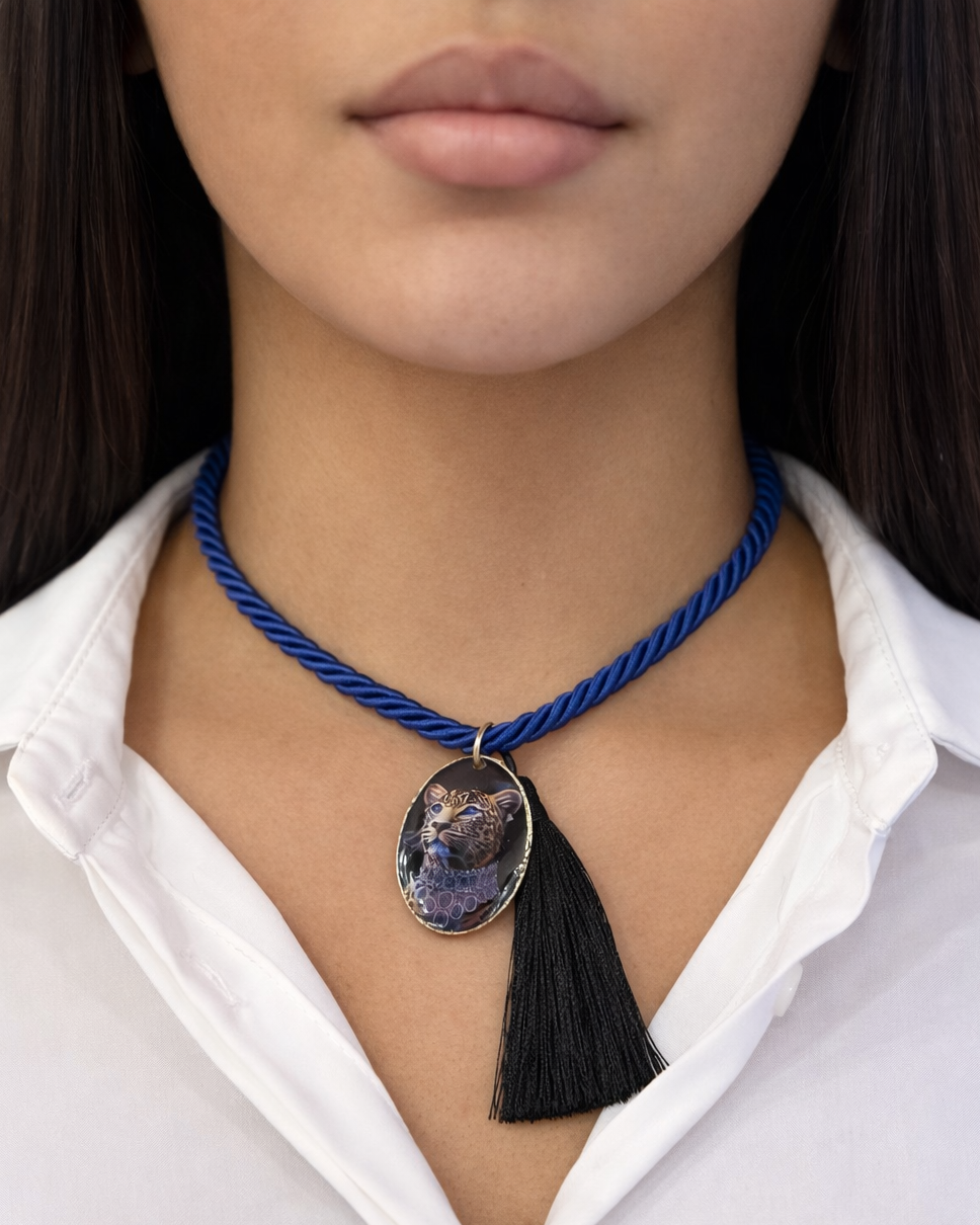 Girocollo con Torsone nero, nappa e pendente Ghepardo