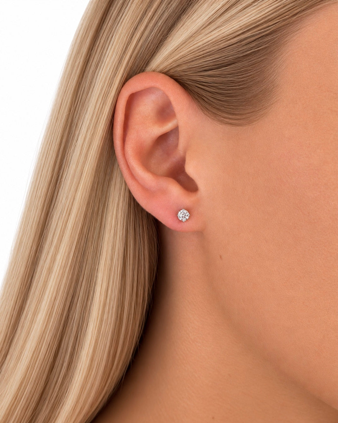 Orecchini Punto Luce Small in Argento 925 e Diamanti Lab Grown