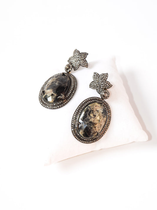 Orecchini in Argento e Zaffiro Muschiato