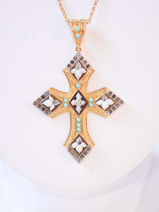 Collana con pendente Croce