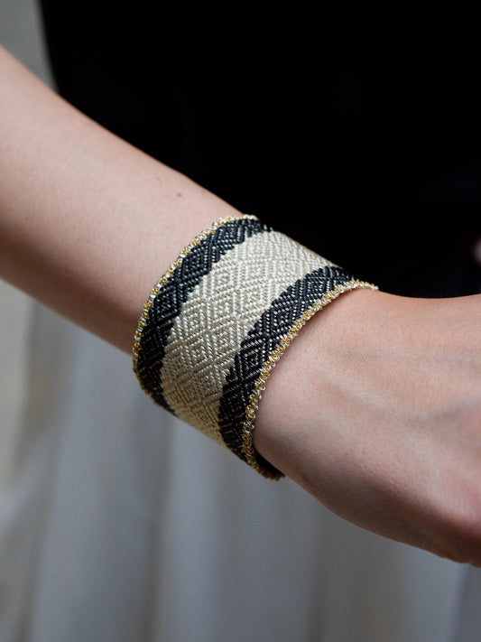 Bracciale fatto a mano Bianco e Nero