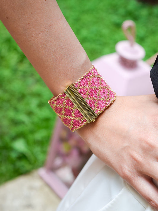 Bracciale fatto a mano in Argento placcato oro giallo 18kt con seta Fucsia