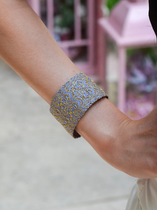 Bracciale fatto a mano in Argento placcato oro giallo 18kt con seta Lilla