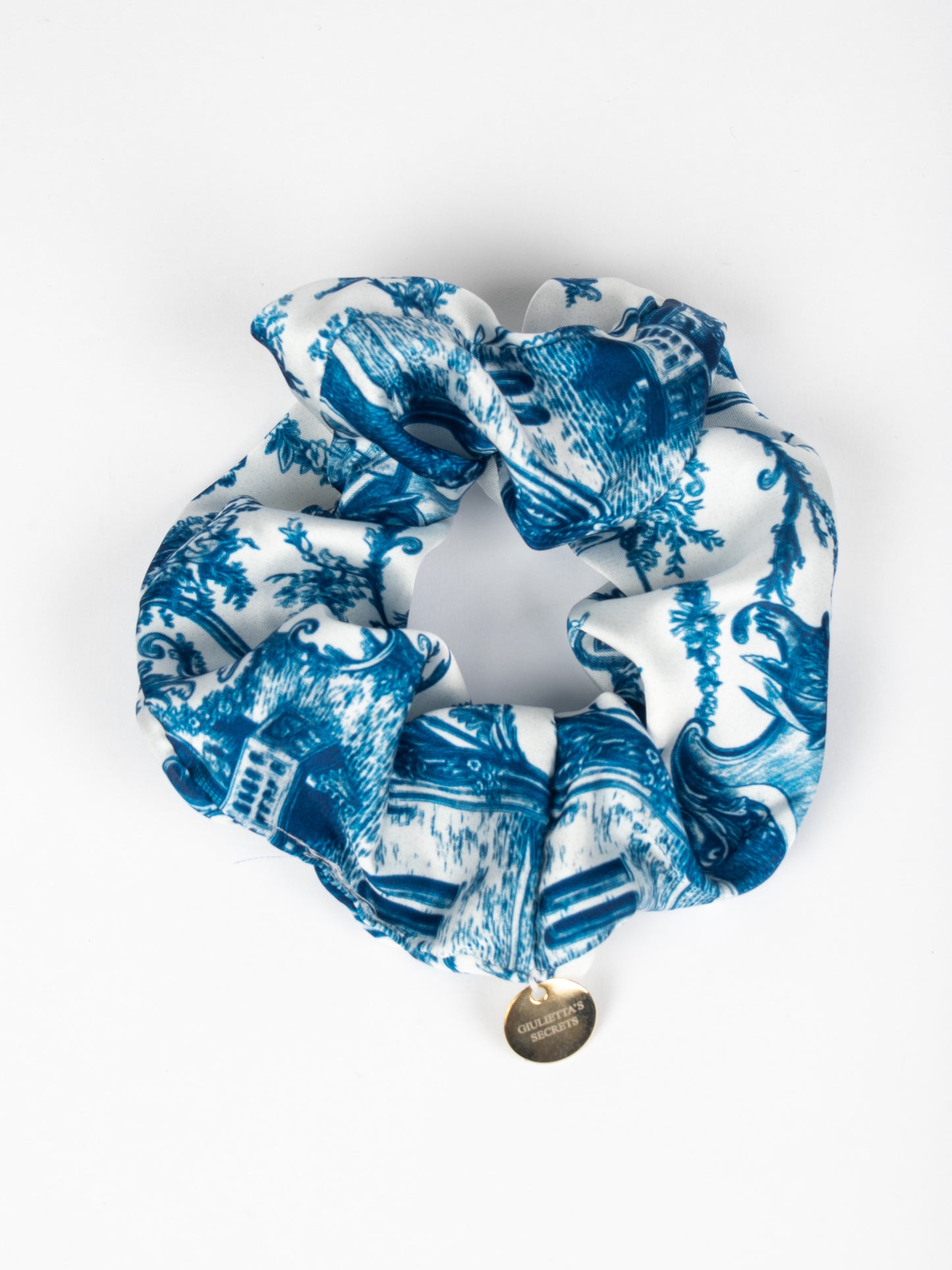 Scrunchie Blu – Toile de Jouy Balcone