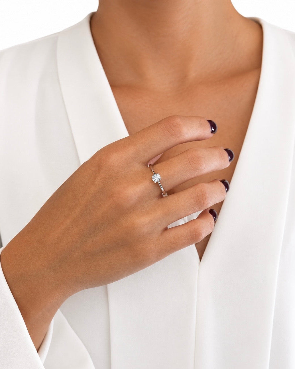 Anello Solitario Medium in Argento 925 e Diamanti Lab Grown