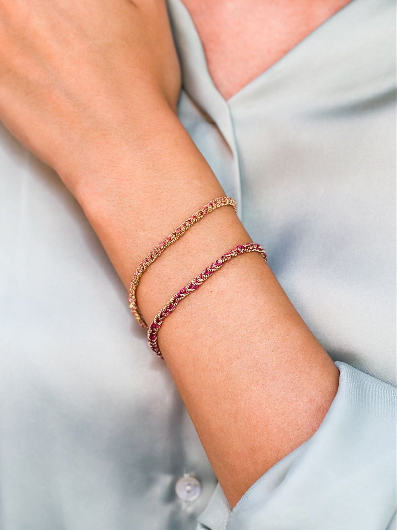 Bracciale in Argento placcato oro giallo 18kt fatto a mano con seta Rosa