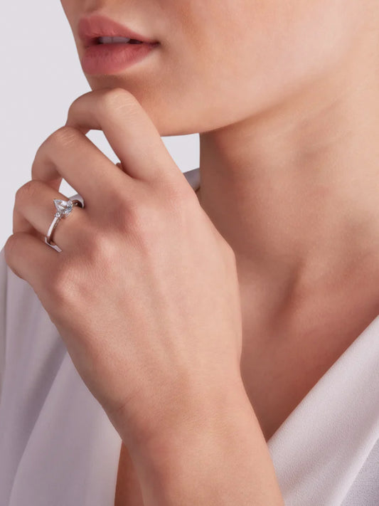 Anello Acqua Marina 1,04ct e Diamanti 0,04ct