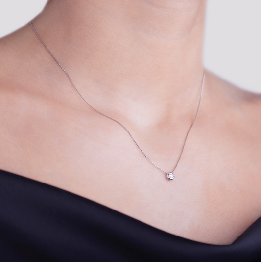 Collana Punto Luce Cipollina 0,06ct