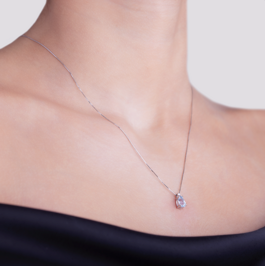Collana Acqua Marina Taglio Goccia 0,68ct e Diamanti 0,02ct